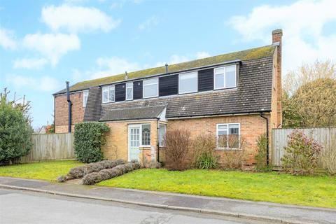 undefined, Lowlands Crescent, High Wycombe HP15