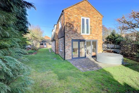 undefined, Lowlands Crescent, High Wycombe HP15