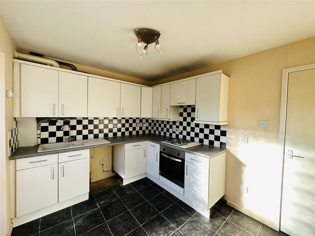 Kitchen1.jpg