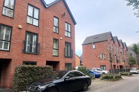 Brooks Mews,  Aylesbury,  HP19