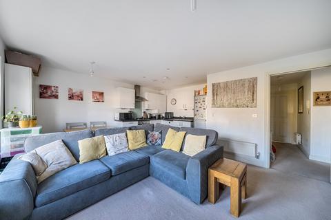 2 bedroom flat for sale, Langley Road, Surbiton, KT6