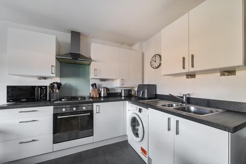2 bedroom flat for sale, Langley Road, Surbiton, KT6
