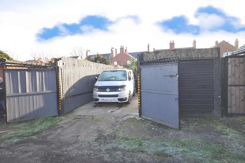 undefined, Field Road, Thorne, Doncaster