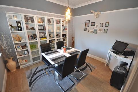3 bedroom semi-detached house for sale, Field Road, Thorne, Doncaster