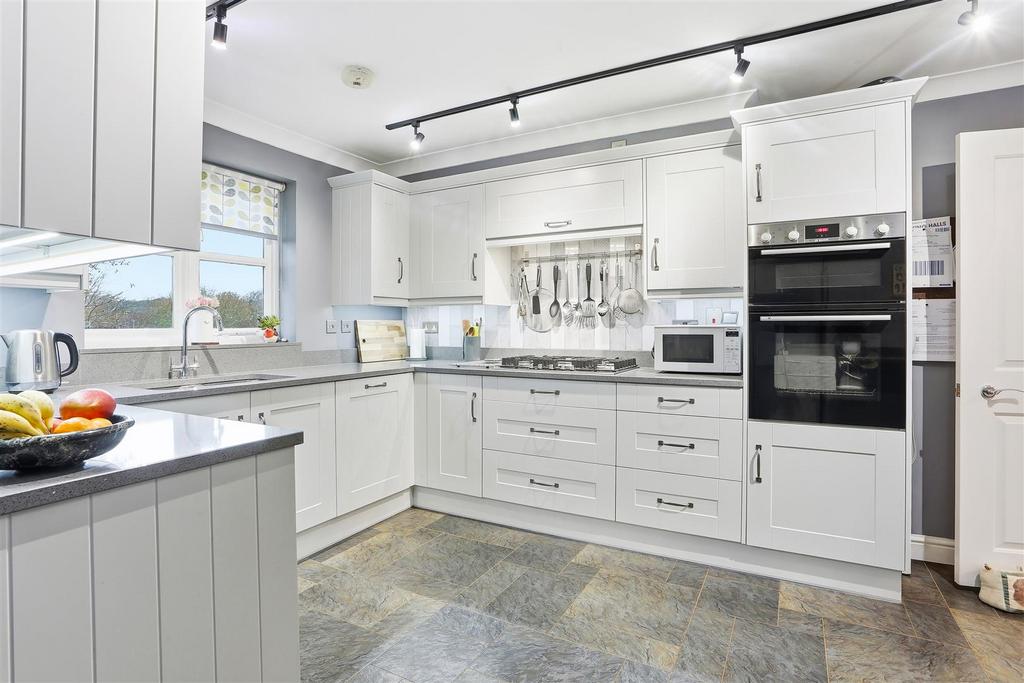 1577763541 - Rye Field -26.jpg