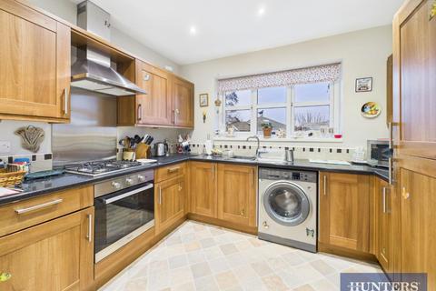 2 bedroom semi-detached bungalow for sale, Wharfedale, Filey