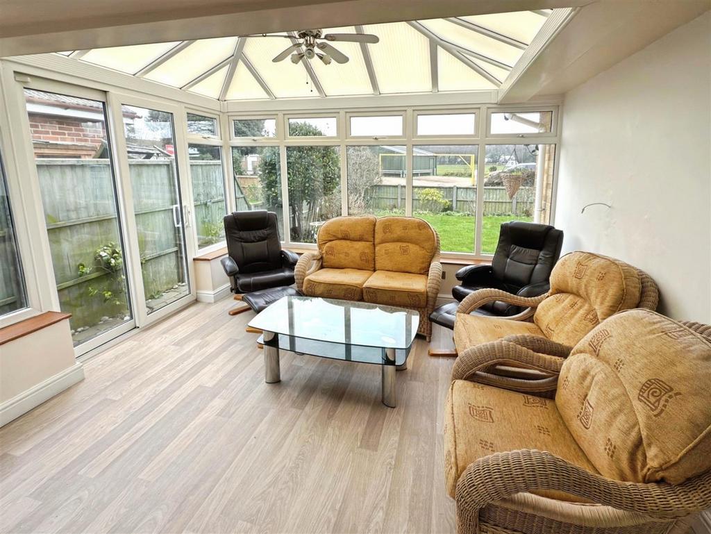 1176fc71-Garden 20 Room.jpg