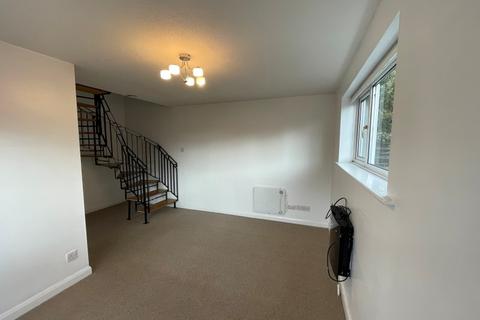 1 bedroom terraced house to rent, Acorn Close, Newark NG24