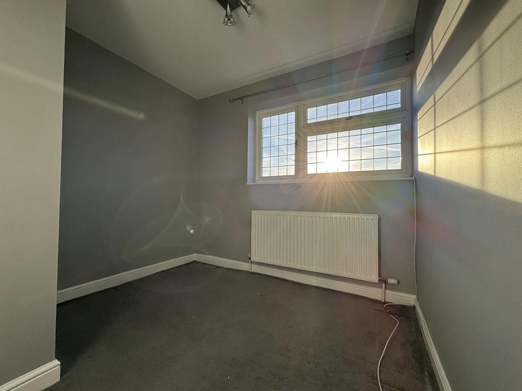 Bedroom 2.1.jpg