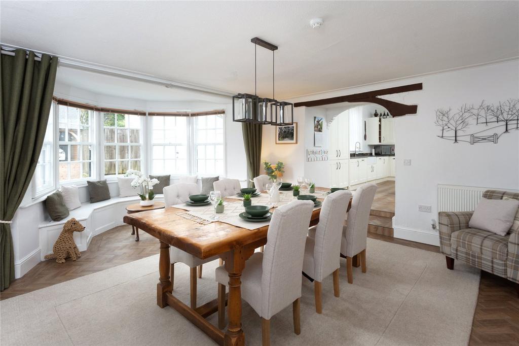 Breakfast Room