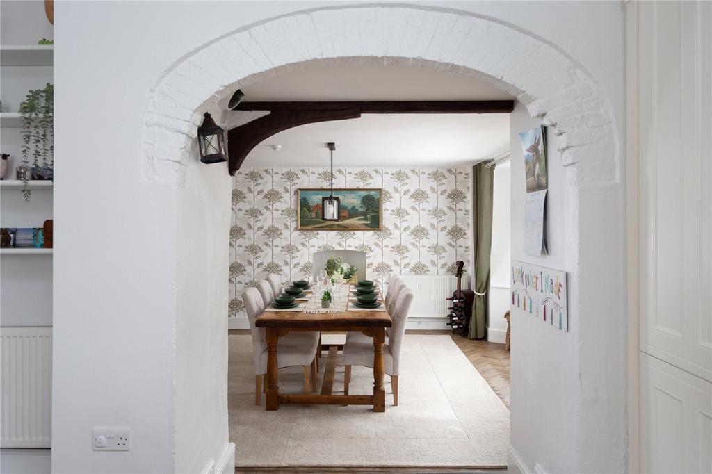 Breakfast Room