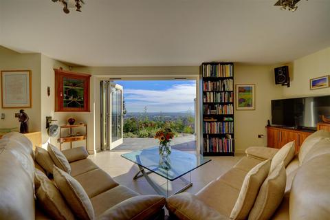 4 bedroom house for sale, Worcester Road, Malvern WR14