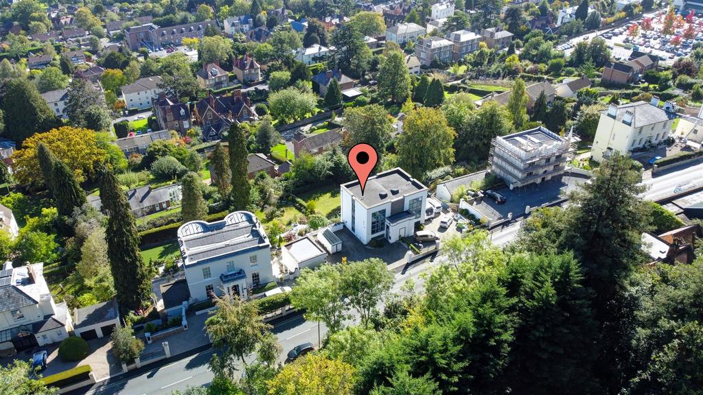 48a Worcester Rd (3)