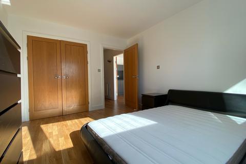 1 bedroom flat to rent, Altolusso, Bute Terrace, Cardiff, CF10