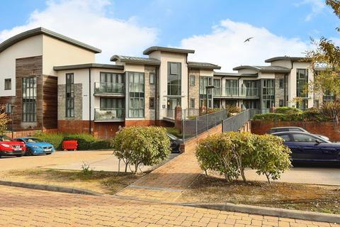 2 bedroom apartment for sale, Dunthorne Way, Milton Keynes MK8