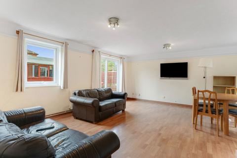 undefined, Kensington Drive, Milton Keynes MK8