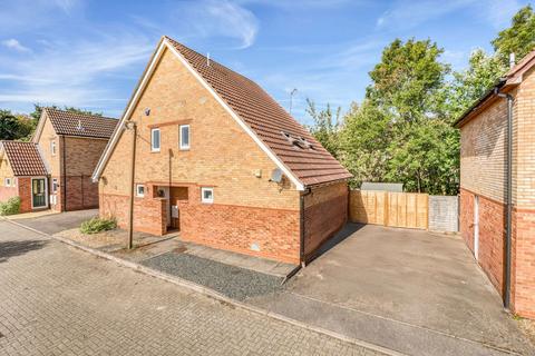 undefined, Laurel Close, Milton Keynes MK8