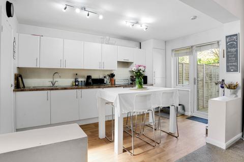 undefined, Laurel Close, Milton Keynes MK8
