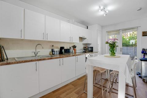 undefined, Laurel Close, Milton Keynes MK8