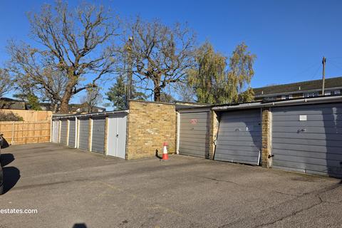 2 bedroom flat for sale, Amesbury Court, 11 Crofton Way, Enfield EN2