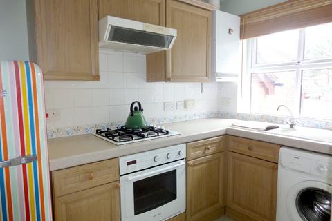 2 bedroom terraced house to rent, Stalybridge Close, Southampton SO31