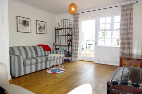 2 bedroom terraced house to rent, Stalybridge Close, Southampton SO31