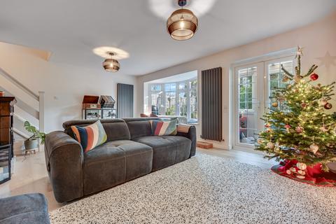 3 bedroom terraced house for sale, Regency Close, Chelmsford