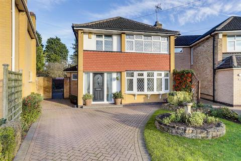 3 bedroom detached house for sale, Rosslyn Drive, Hucknall NG15