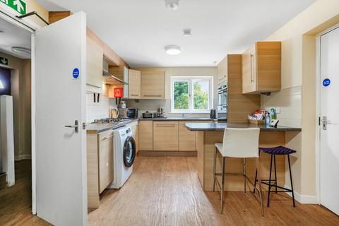 5 bedroom link detached house for sale, Giffard Park, Milton Keynes MK14