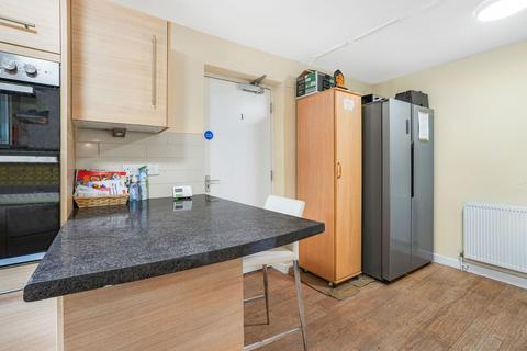 5 bedroom link detached house for sale, Giffard Park, Milton Keynes MK14