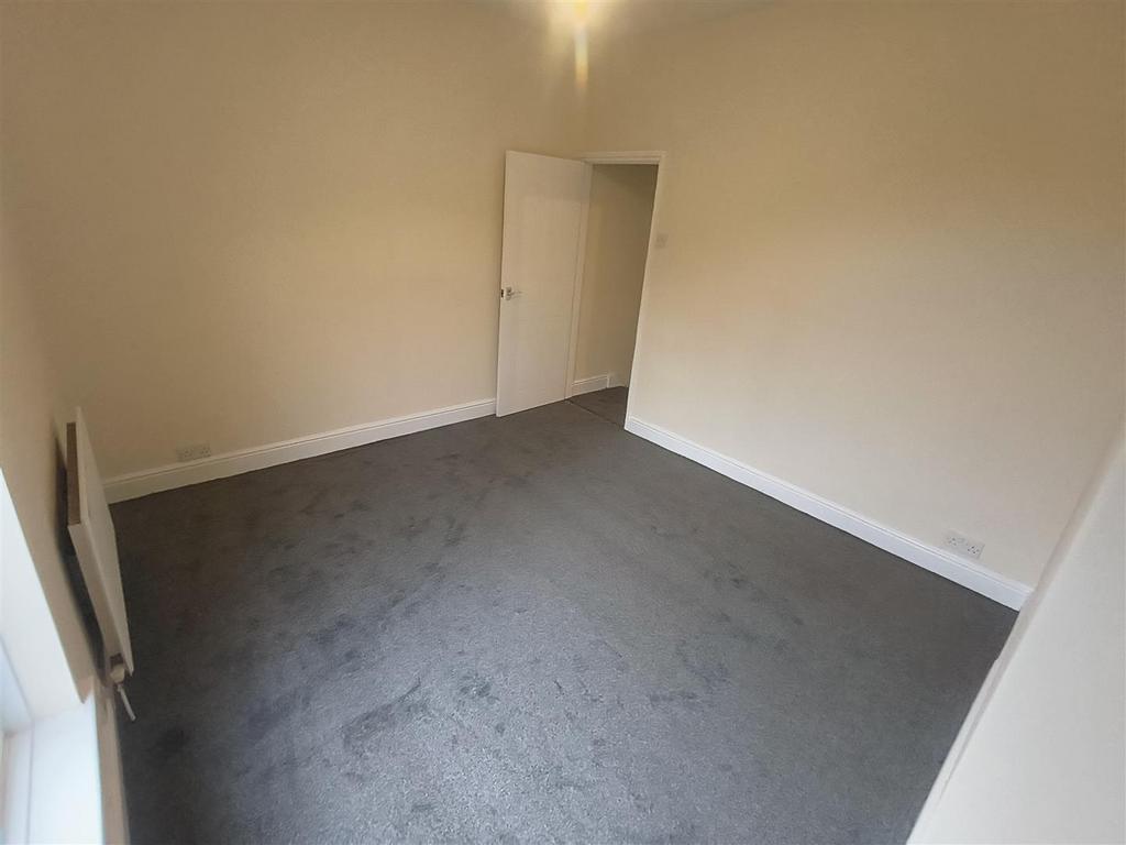 Bedroom .jpg