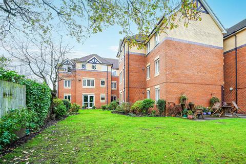 2 bedroom flat for sale, Aynsley Court, Union Road, Shirley