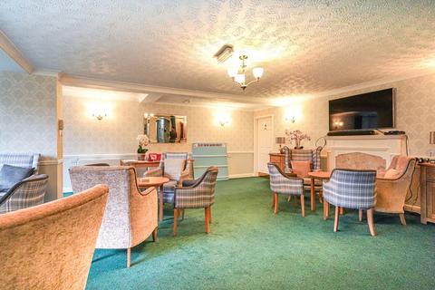 2 bedroom flat for sale, Aynsley Court, Union Road, Shirley