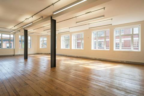 Office to rent, 46-54 Rosebery Ave London EC1R 4RP