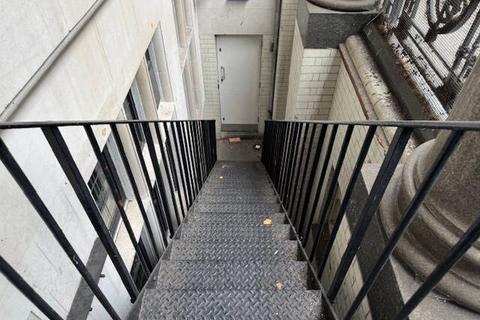 Office to rent, 26 Great Queen St London WC2B 5BL