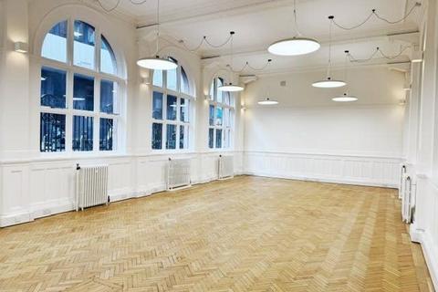 Office to rent, 20-21 Staple Inn Buil London WC1V 7PZ