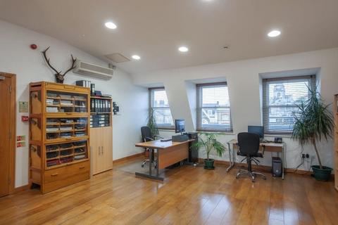 Office for sale, 105-107 Farringdon Rd London EC1R 3BU