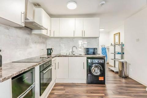 undefined, St Leonards Street, Edinburgh, EH8