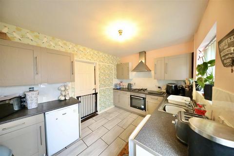 undefined, Holderness Road, Hull