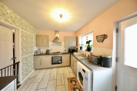 undefined, Holderness Road, Hull