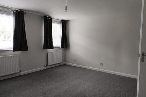 undefined, Marys Court, Newark NG24