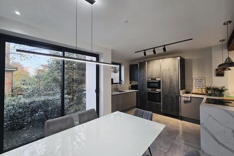 undefined, Claudia Place, London SW19