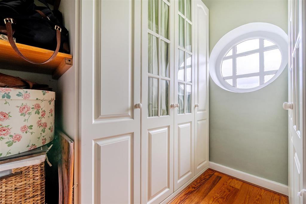 Nursery/dressing room