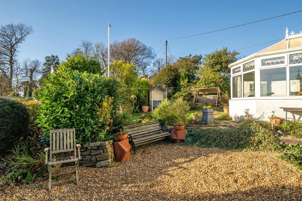 Side garden