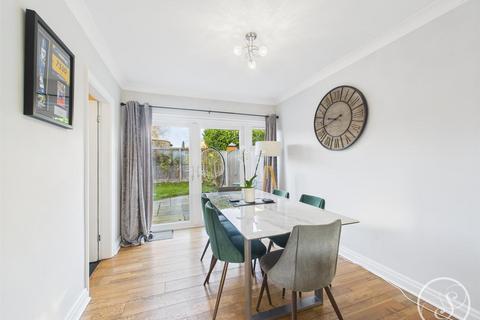 undefined, Barton Court, Leeds