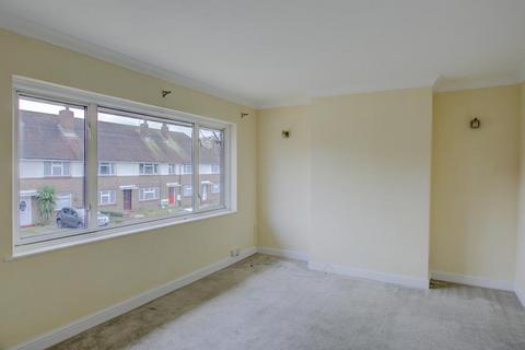 undefined, Chelmsford Avenue, Romford RM5