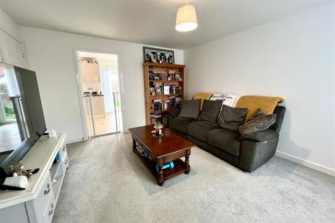 undefined, Archer Crescent, Wymondham