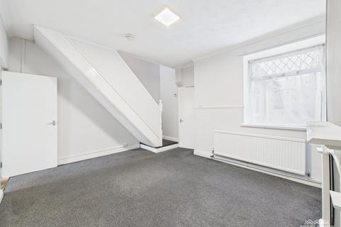 3 bedroom end of terrace house for sale, Halstead Street, Newport,