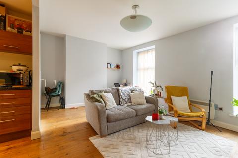 undefined, Briggate, Shipley BD17