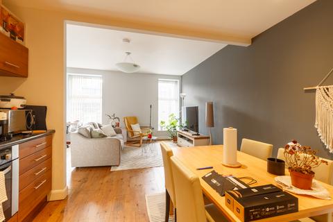 undefined, Briggate, Shipley BD17